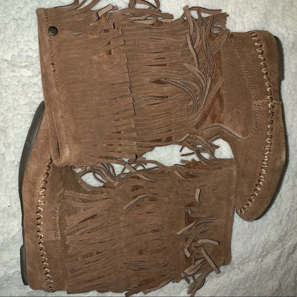 Makalu Fringe Boots